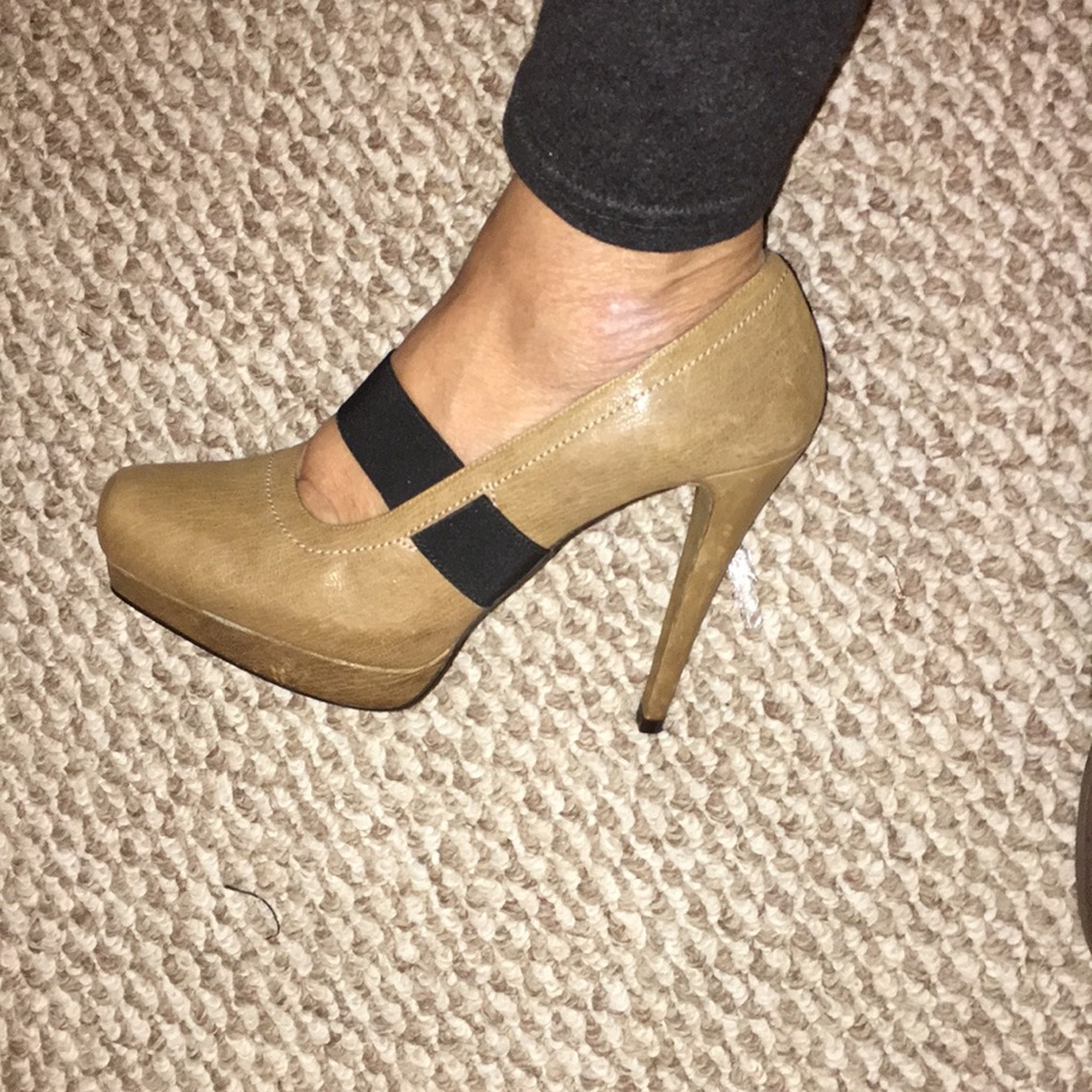 STUART WEITZMAN TAN EUC LEATHER PLATFORM SEXYAF MARYJANE LIKE PUMPS SIZE 9M